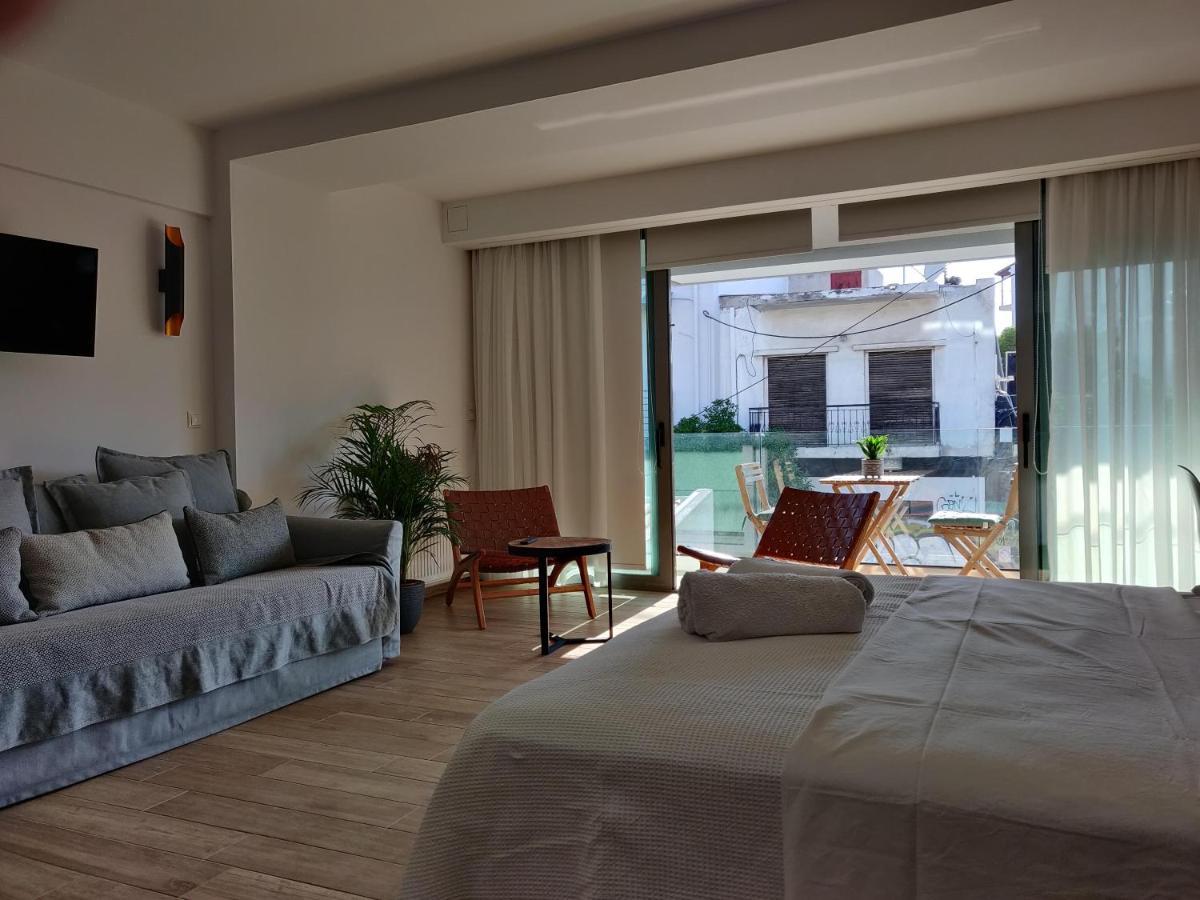 Sunny New Lovely Apartment 60 Meters From The Metro Афины Экстерьер фото