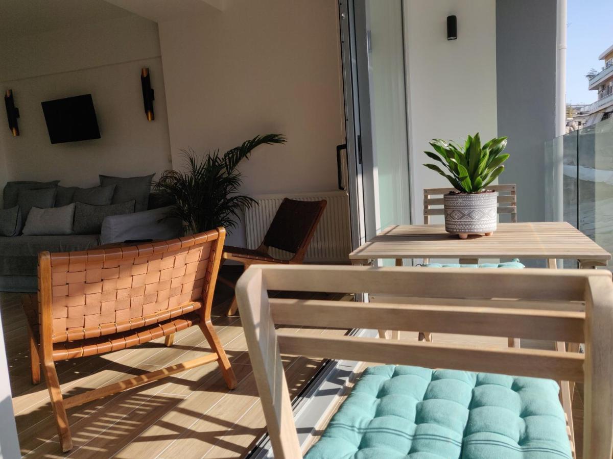Sunny New Lovely Apartment 60 Meters From The Metro Афины Экстерьер фото